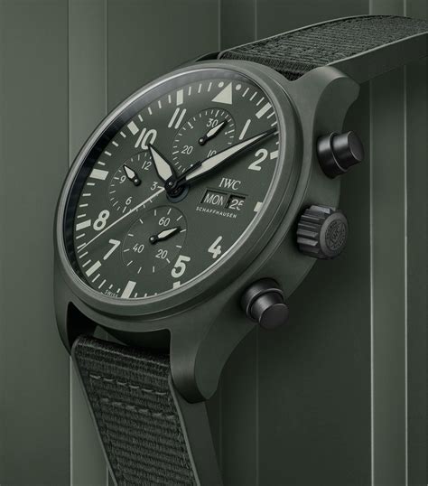 iwc schaffhausen woodland watch